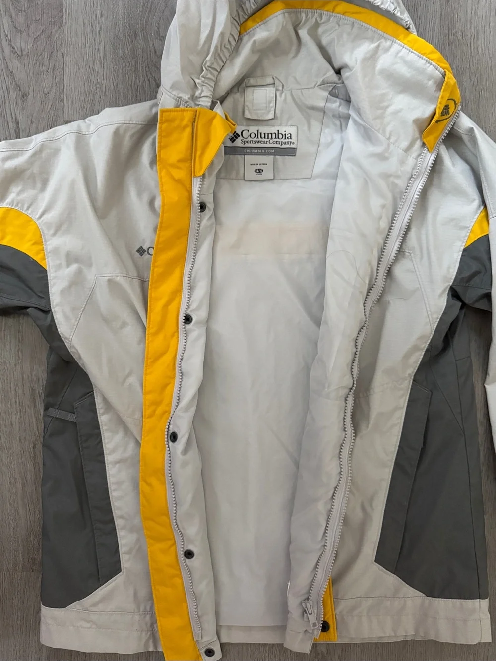 Columbia Two-Tone Hooded Rain Jacket in Light Gray and Charcoal